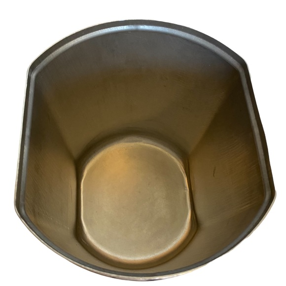 Retro 1950s Aluminum Sugar Canister - Picture 10 of 11